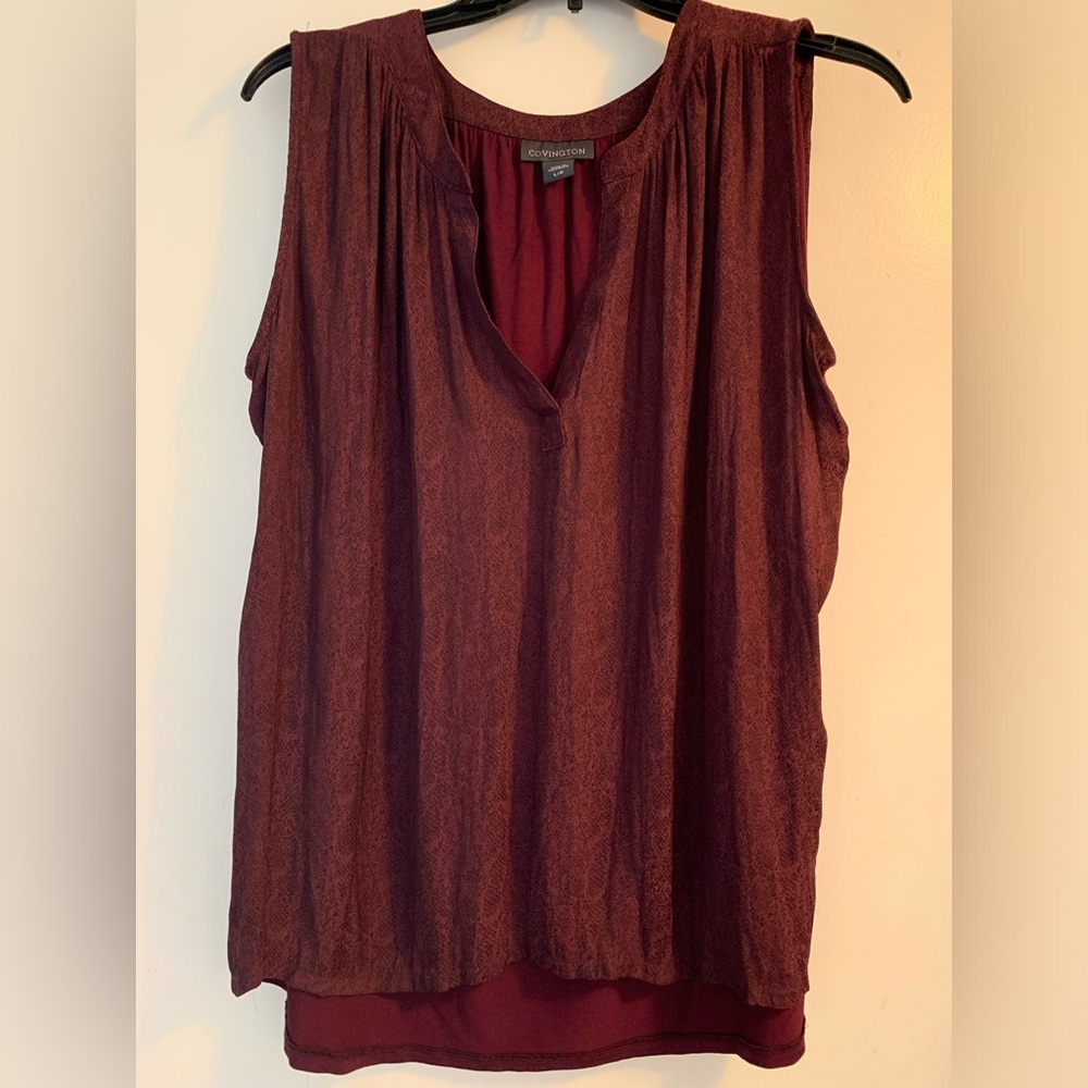Covington lace pattern top